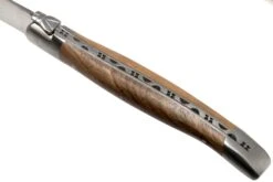 Laguiole En Aubrac CCF99NOIHL Set De Couverts 4 Pièces Bois De Noyer -Laguiole Soldes Boutique AUCCF99NOIHL 05 laguiole en aubrac