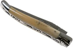 Laguiole En Aubrac Classic 12cm Corne L0212PCI-FSI1 -Laguiole Soldes Boutique AUL0212PCI FSI1 04 laguiole en aubrac v201908