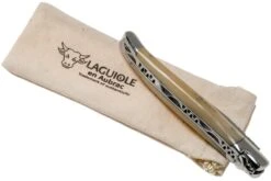 Laguiole En Aubrac Classic 12cm Corne L0212PCI-FSI1 -Laguiole Soldes Boutique AUL0212PCI FSI1 09 laguiole en aubrac v201908