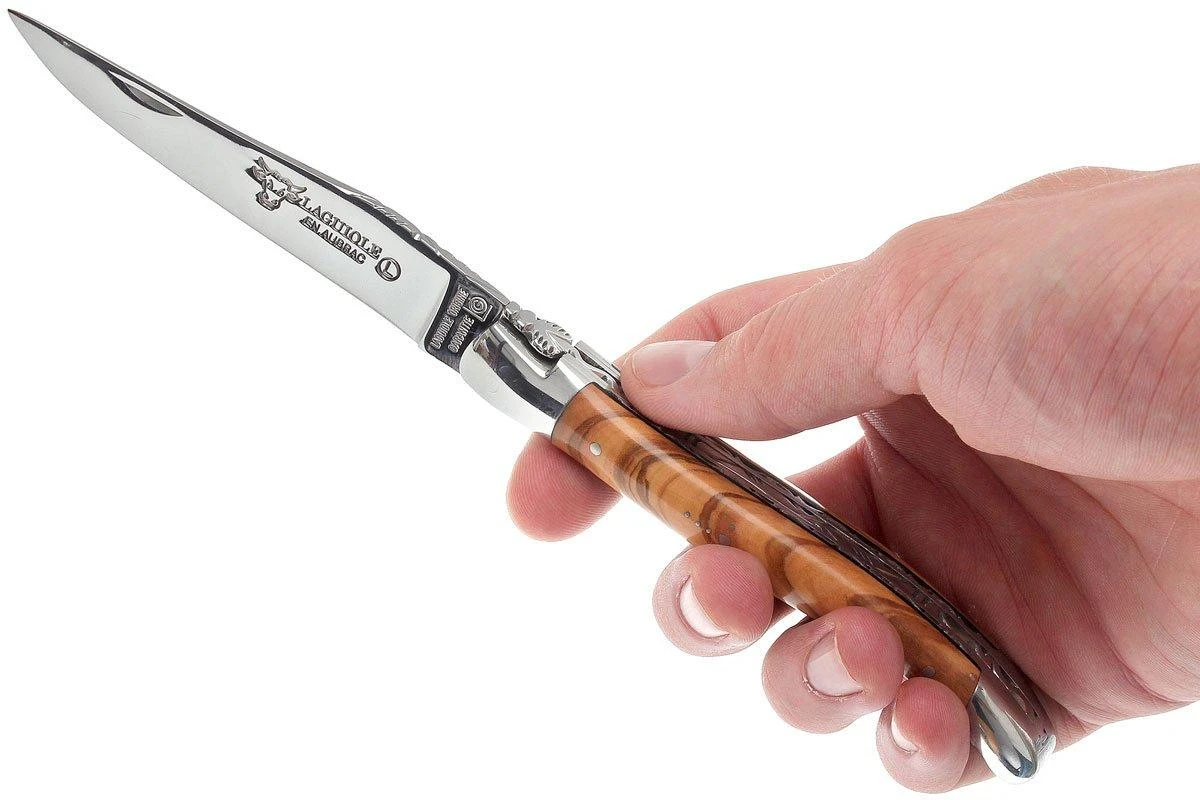 Laguiole En Aubrac 12cm Doubles Platines, Loupe D'olivier, L0712LLI-FSJ1 7 Laguiole En Aubrac 12cm Doubles Platines, Loupe D'olivier, L0712LLI-FSJ1 – Image 7