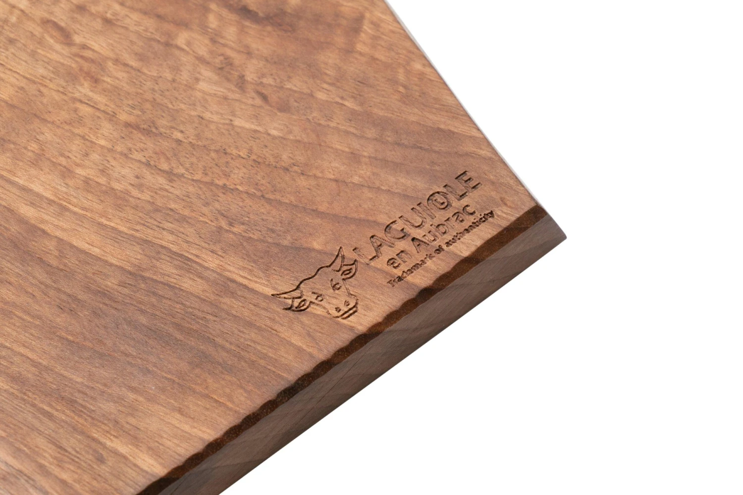 Laguiole En Aubrac Planche à Découper Bois De Noyer, Moyenne 2 Laguiole En Aubrac Planche à Découper Bois De Noyer, Moyenne – Image 2