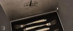 Coffret De 6 Fourchettes De Table LAGUIOLE Manches En Os Lame Brillante Par Forge De Laguiole -Laguiole Soldes Boutique Coffret 6 fourchettes table LAGUIOLE manche os Forge de Laguiole 4 zoom