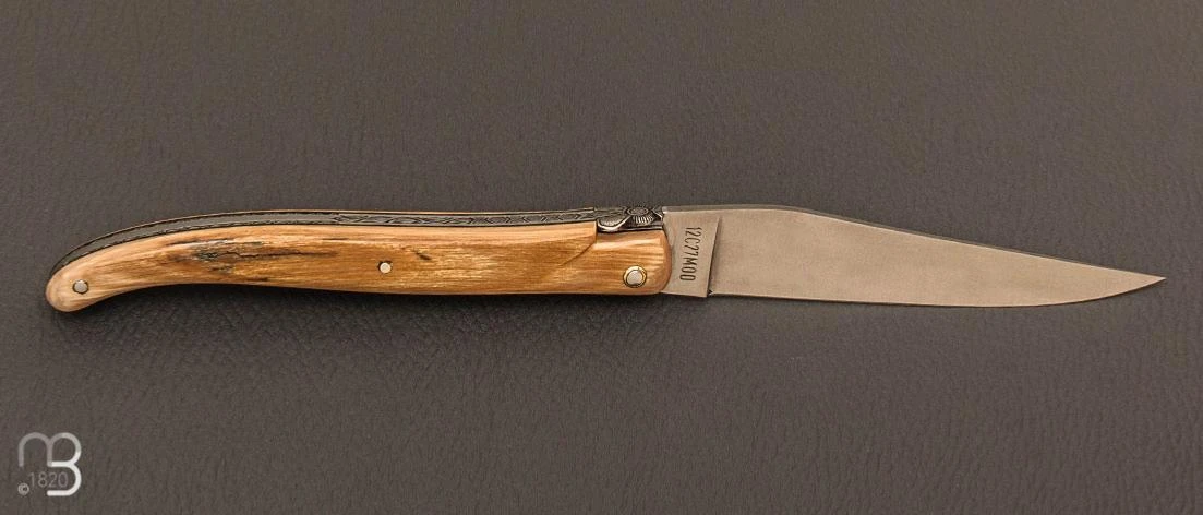 Couteau Laguiole En Aubrac 12 Cm Manche En Ivoire De Mammouth 2 Couteau Laguiole En Aubrac 12 Cm Manche En Ivoire De Mammouth – Image 2