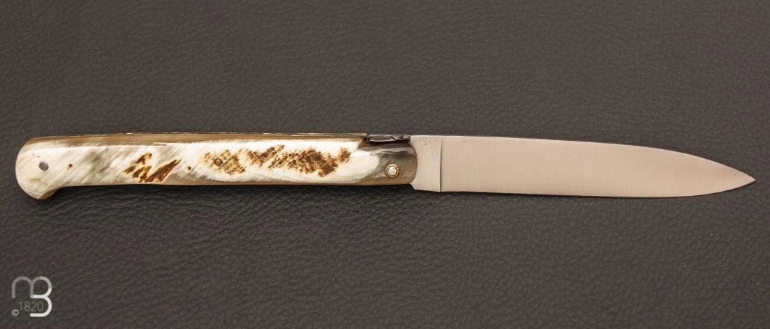 Couteau Laguiole Droit 13 Cm Par Laguiole En Aubrac - Corne Cachée 2 Couteau Laguiole Droit 13 Cm Par Laguiole En Aubrac - Corne Cachée – Image 2