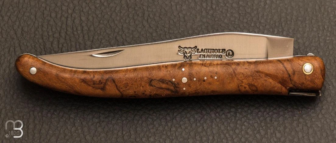 Couteau Laguiole En Aubrac 12 Cm Manche Loupe De Teck 5 Couteau Laguiole En Aubrac 12 Cm Manche Loupe De Teck – Image 5