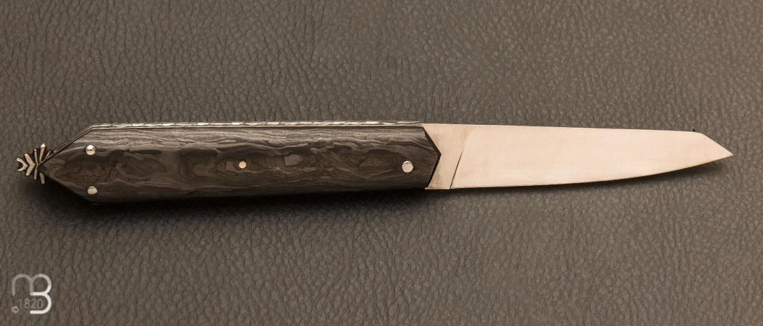 Couteau "Bee Back Custom Laguiole En Aubrac Damas Carbone 2 Couteau "Bee Back Custom Laguiole En Aubrac Damas Carbone – Image 2